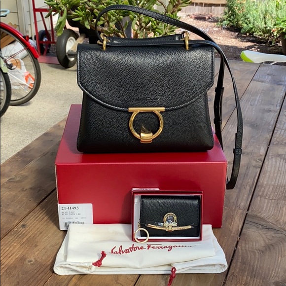 “SOLD” Salvatore Ferragamo Margot Bag - Picture 2 of 13